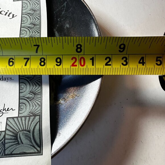 "SHADES OF GRAY " BY PERSIS CLAYTON WEIRS, DECORATIVE PLATE # 7730 A - Picture 6 of 6